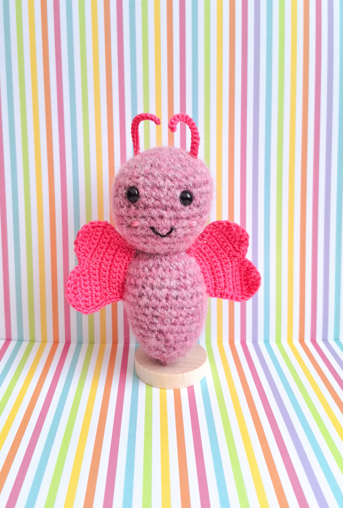 Amigurumi Butterfly crochet pattern - customisable butterfly crochet pattern for beginners