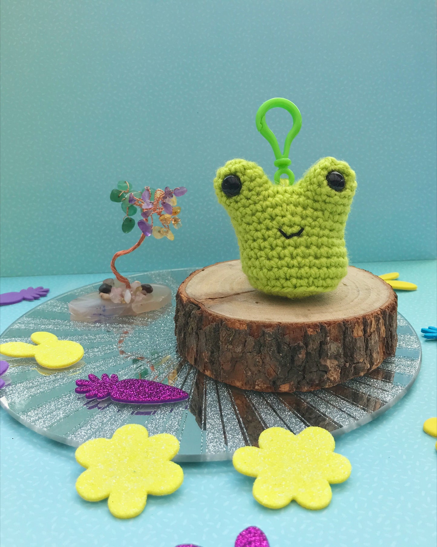 Amigurumi crochet pattern no sew frog - crochet frog gift