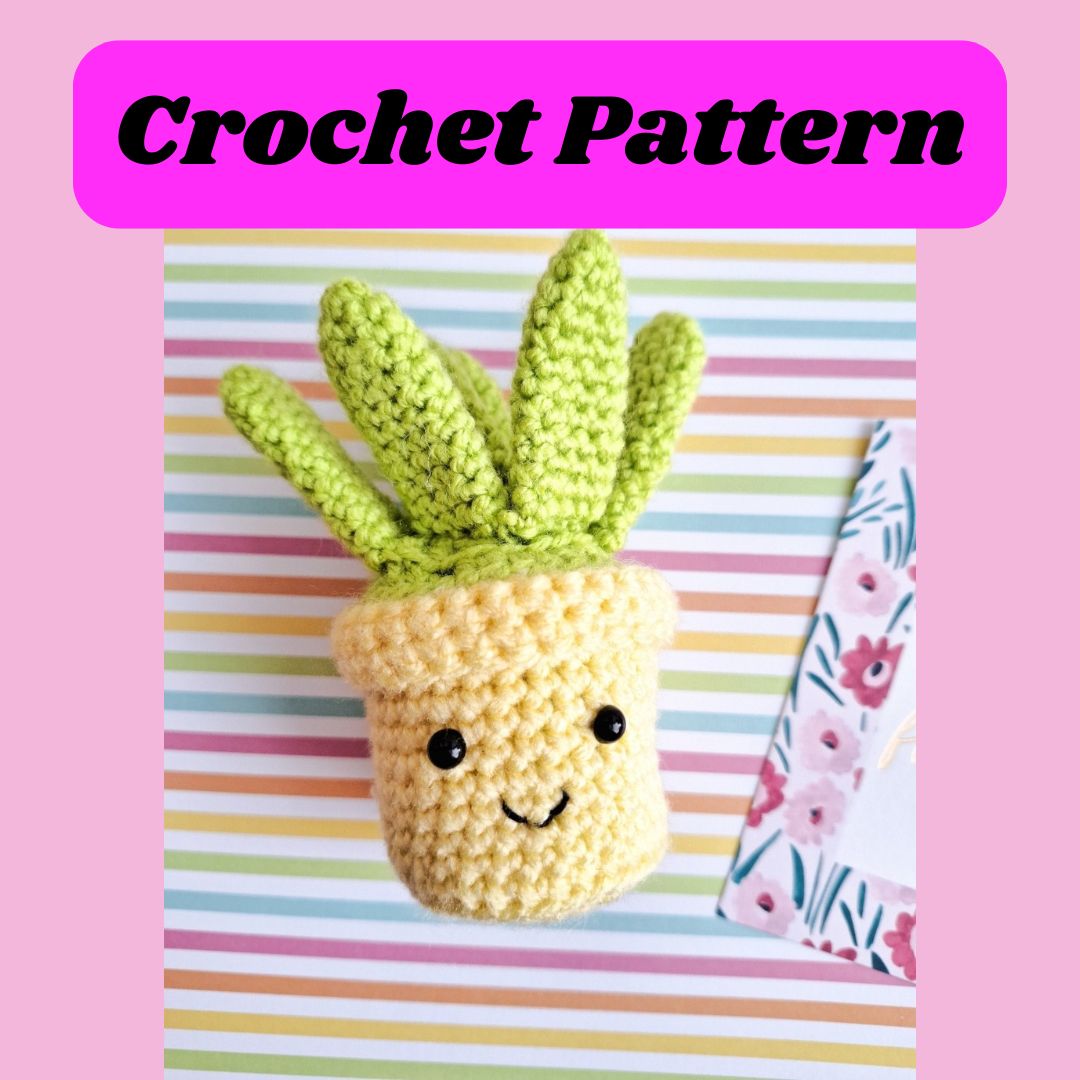 Crochet amigurumi pattern - fake small succulent crochet pattern for succulent lovers